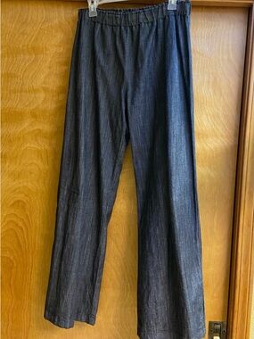 Wide Leg Pull-On Pants in Dark Denim Black
